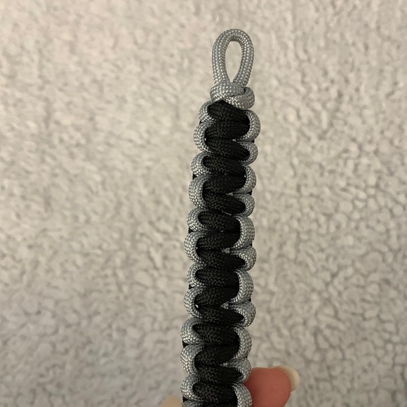 Grey and Black DNA Helix Paracord Bracelet - Picture 12 of 17